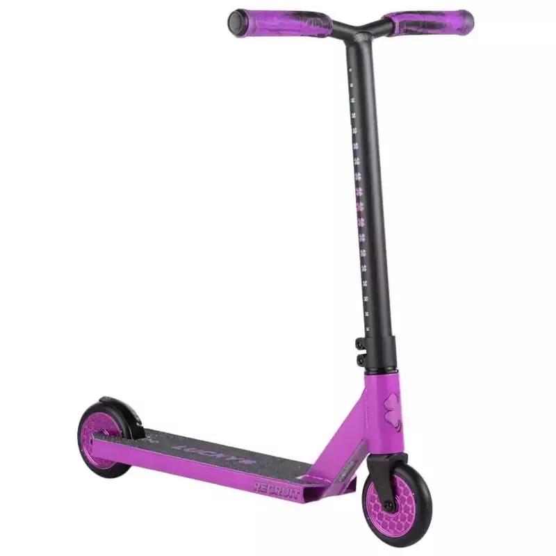 Lucky Recruit 2025 Pro Scooter Motion Purple