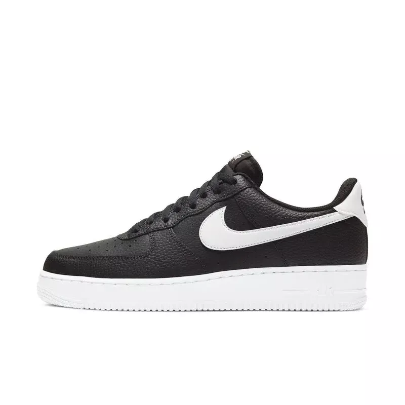 Nike AIR FORCE 1 '07 Black/White 42.5